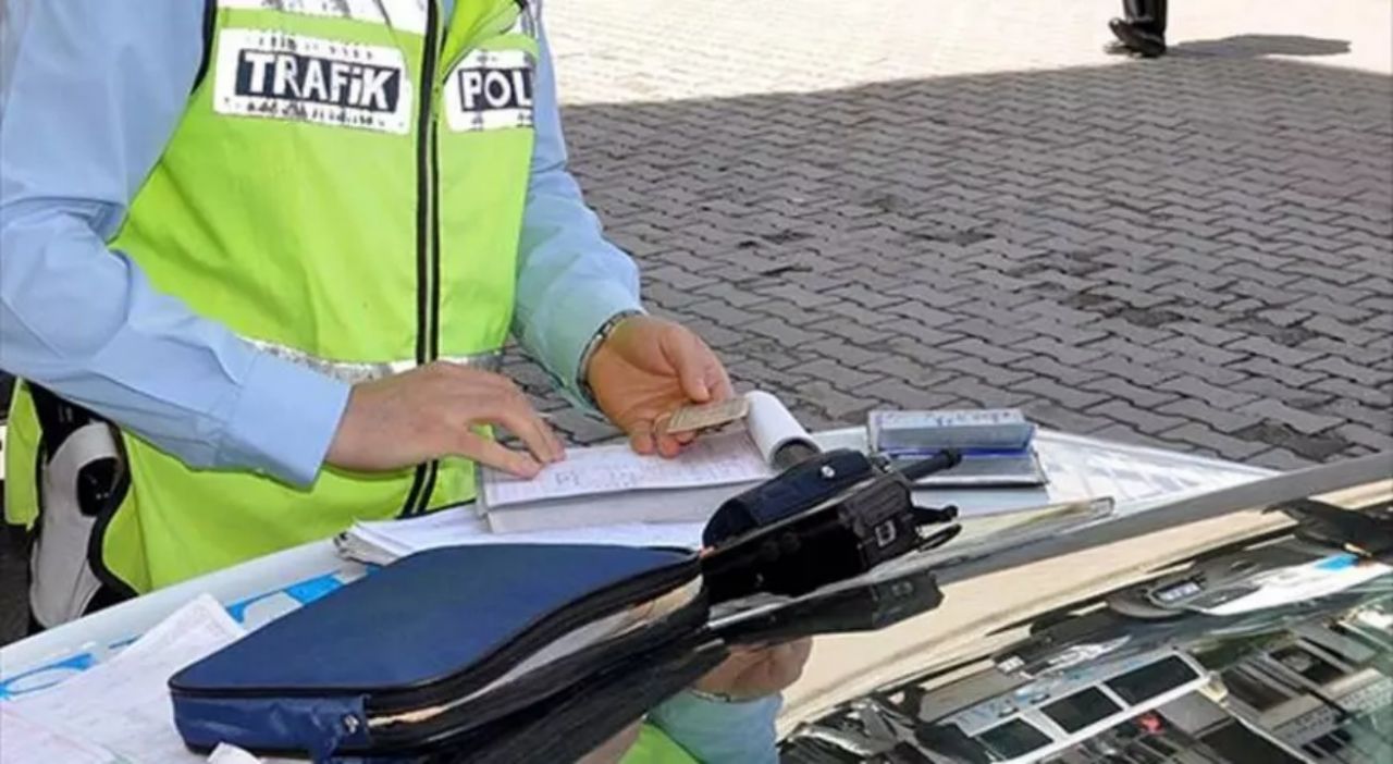 Trafik cezasını ödemeyenlere kötü haber! Gecikme oranlarına zam geldi 3