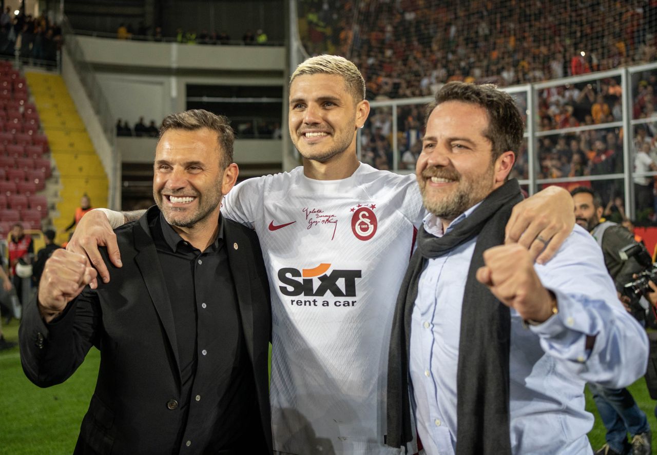 "Mauro Icardi'ye güvenmeyin fazla! Okan Buruk sırtına bindin adamın, bu kadar yüklenmeyin ya!" 8