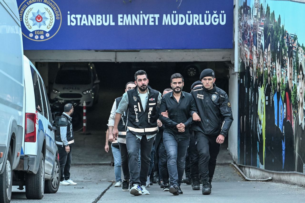 Dilan Polat ile Engin Polat'ın tutukluluğuyla ilgili flaş gelişme! İtiraz etmişlerdi...Karar verildi 3