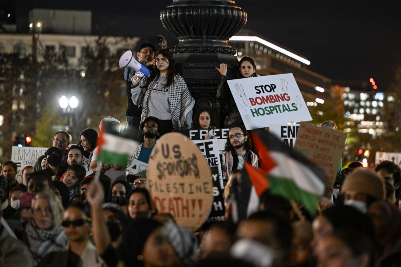 ABD'de binlerce insan Filistin için yürüdü! Washington ve New York'ta İsrail'in Gazze'ye saldırıları protesto edildi 12