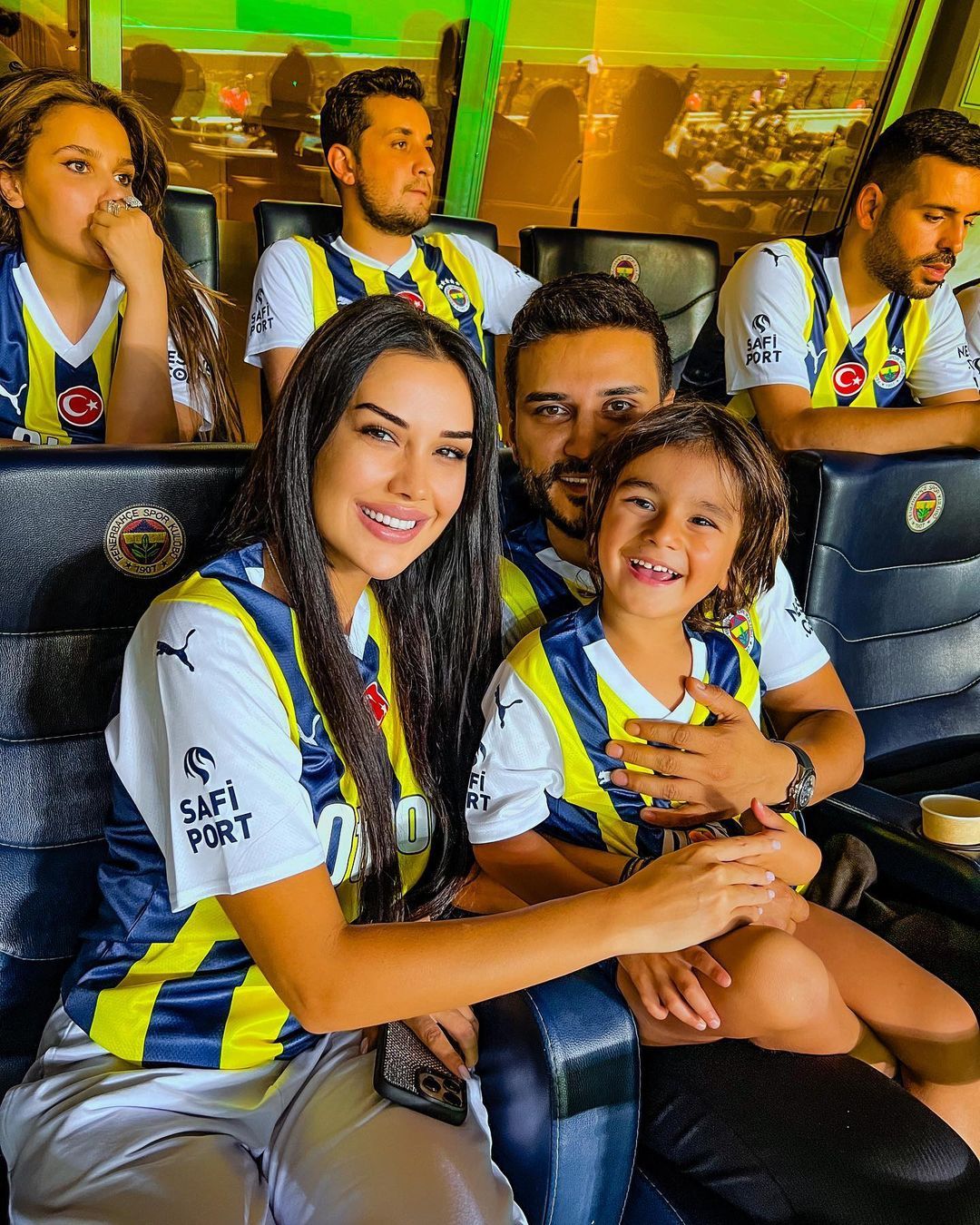 Doğum fotoğrafçılığı ve inşaat işçiliğinden 130 şubeye giden servetin öyküsü! Dünden bugüne Dilan Polat ve Engin Polat 13