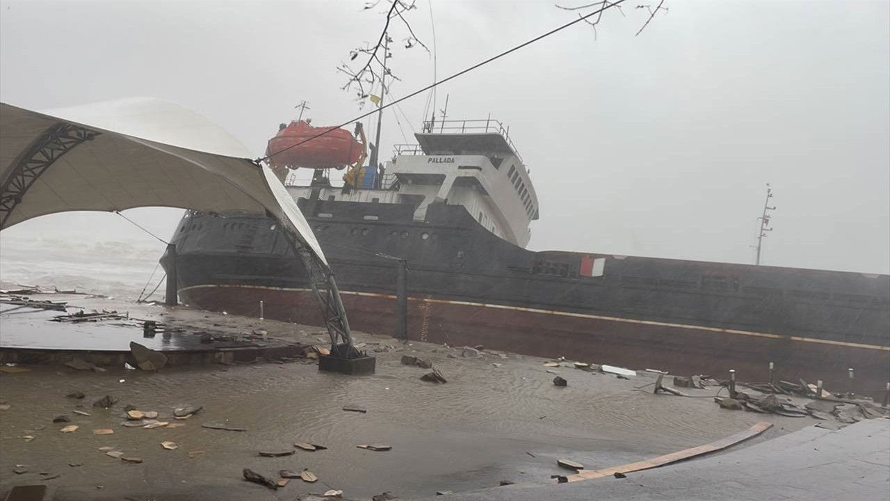 Zonguldak Ereğli açıklarında batan kargo gemisinden acı haber! 1 denizcinin cansız bedenine ulaşıldı... 2