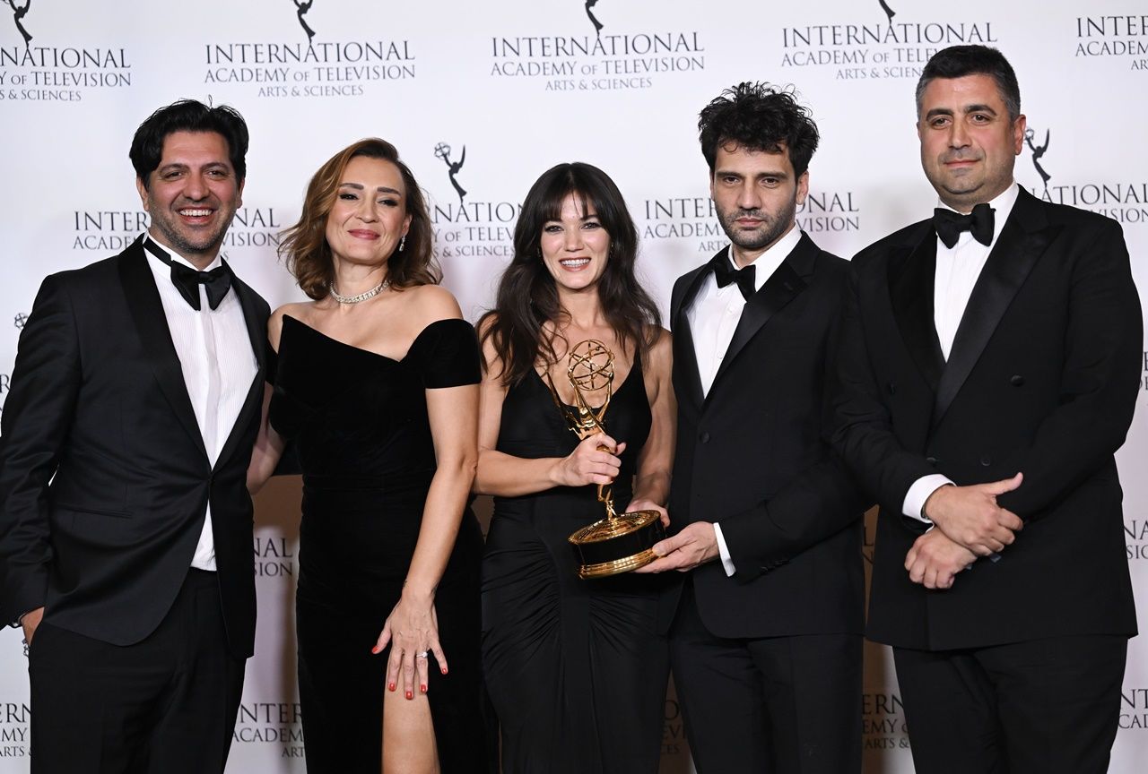 Reyting rekortmeni olmakla yetinmedi! Başarısı ülke sınırlarını aştı...Yargı dizisi Uluslararası Emmy Ödülü kazandı! 2