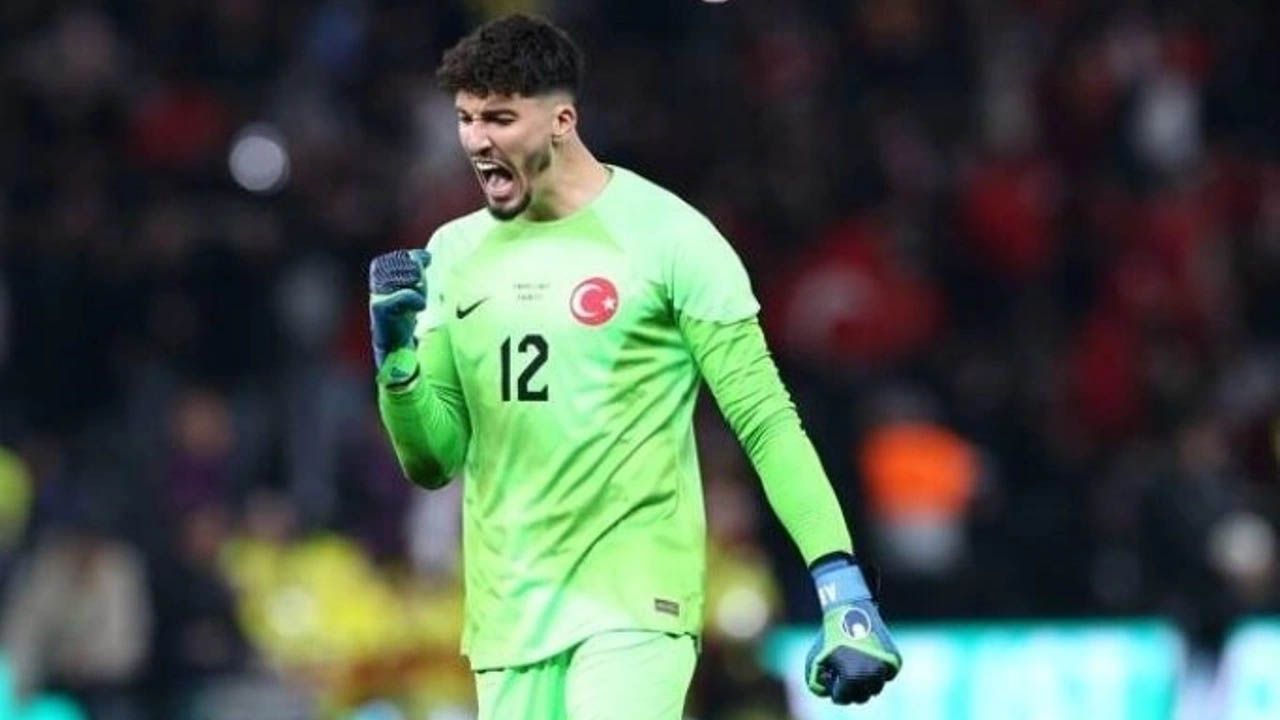 Altay Bayındır Türkiye’ye geri dönüyor! Galatasaray sürprizi Fenerbahçelileri çılgına çevirecek: Açıklama yapmıştı… 7