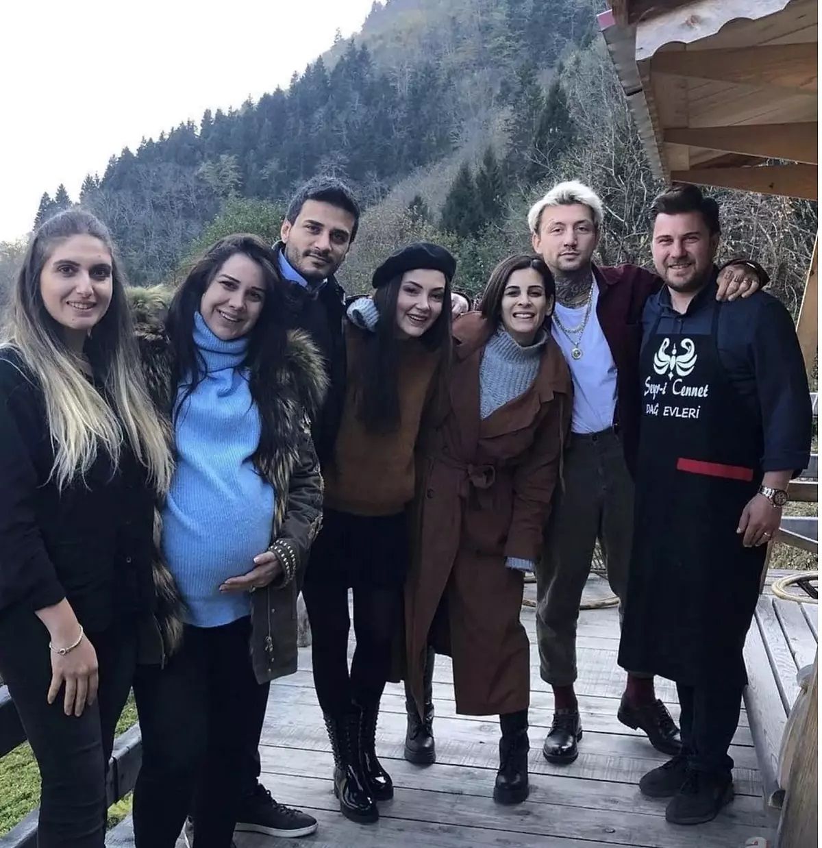 Hakkındaki iddiaların ardından gündem olmuştu! Eylül Öztürk'ün Dilan Polat'la yakın arkadaş olduğu ortaya çıktı 10