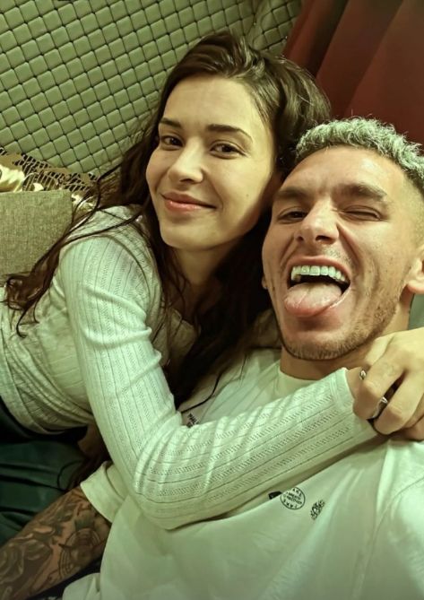 Bir dargın, bir barışık: Galatasaraylı Torreira ile Devrim Özkan'dan evlilik kararı 1