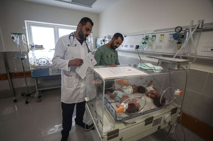 İsrail güçleri, Gazze’deki Şifa Hastanesi'nin müdürünü alıkoydu! 2