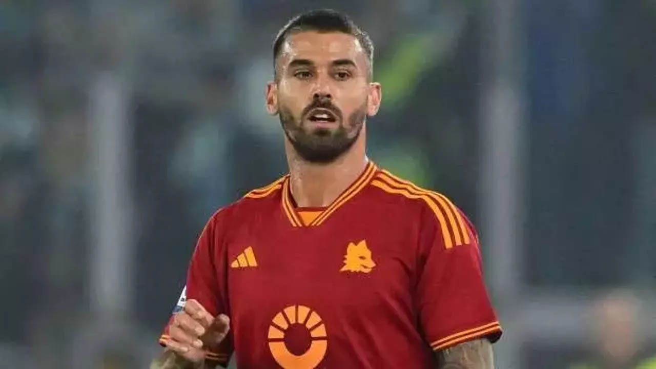 Galatasaray turnayı gözünden vurdu! Angelino yerine 30 milyon euroluk sol bek geliyor: Taraftarların yıllardır süren çilesi sona erecek… 4