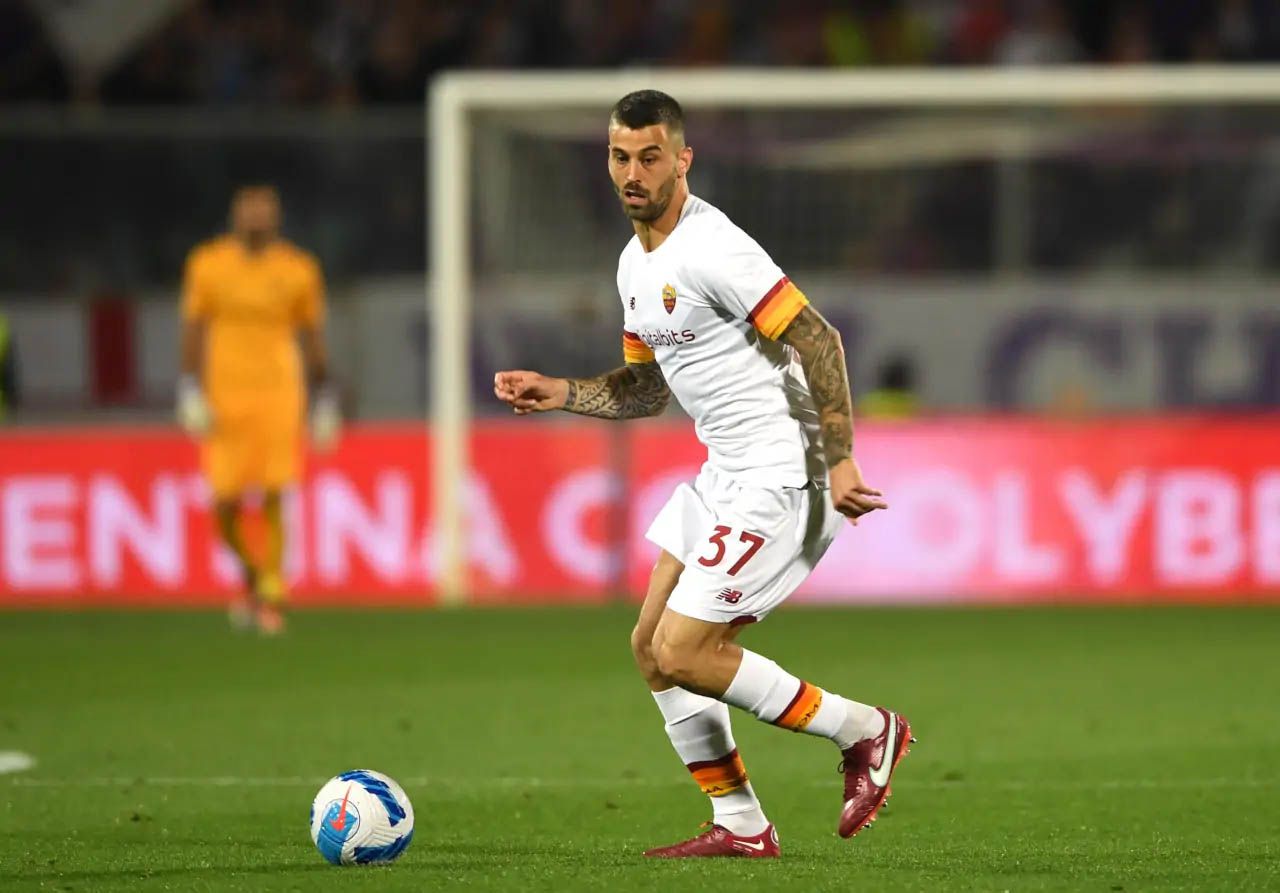 Galatasaray turnayı gözünden vurdu! Angelino yerine 30 milyon euroluk sol bek geliyor: Taraftarların yıllardır süren çilesi sona erecek… 2