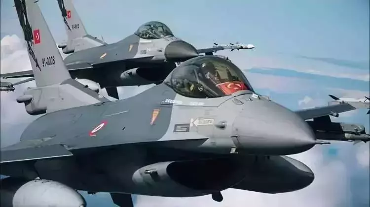 Türkiye birçok ülkeyi solladı! İşte ülkelere göre savaş uçağı sayısı... 32
