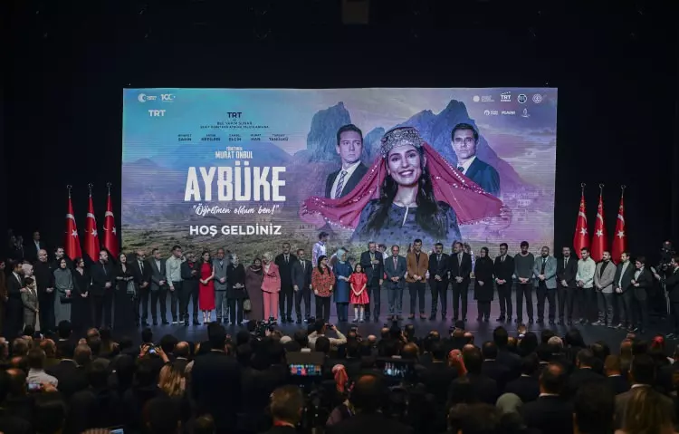 ''Aybüke'' filminin galasından duygulandıran anlar! 9