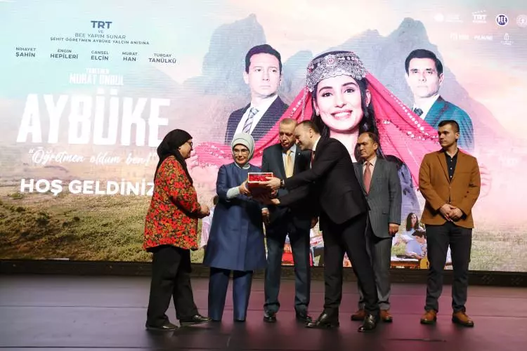 ''Aybüke'' filminin galasından duygulandıran anlar! 22