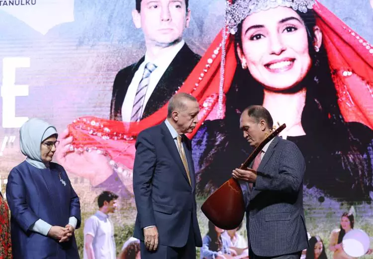 ''Aybüke'' filminin galasından duygulandıran anlar! 3