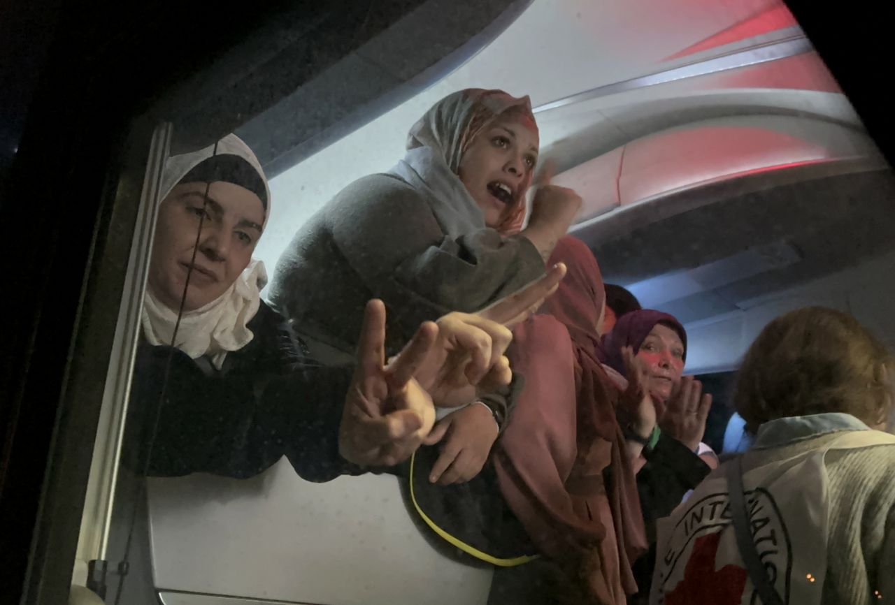 43 yıl İsrail zulmünü yaşadı! Filistinli kadın anlattı: "Biz her şeye rağmen başımızı dik tutuyoruz" 10