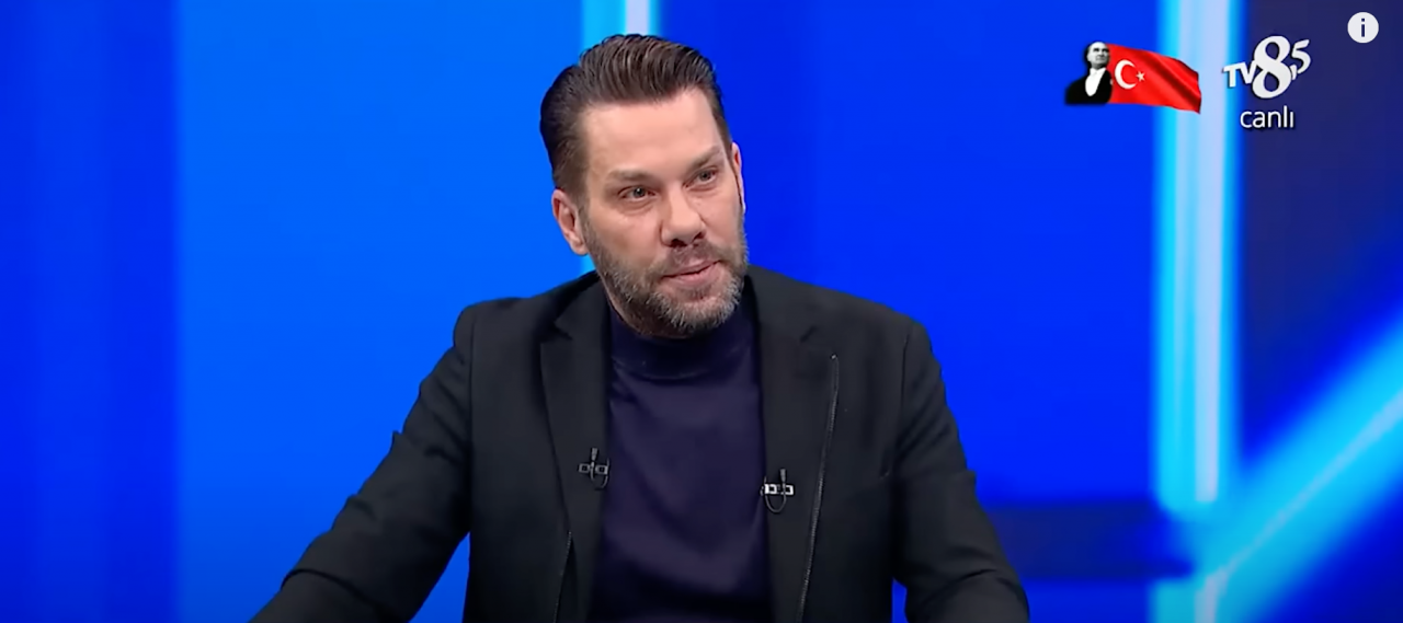 Fırat Aydınus’un canlı yayındaki itirafı Süper Lig’i karıştırır! Şok sözler: “Hakem Fenerbahçe taraftarından etkilendiği için böyle bir karar vermiş” 4