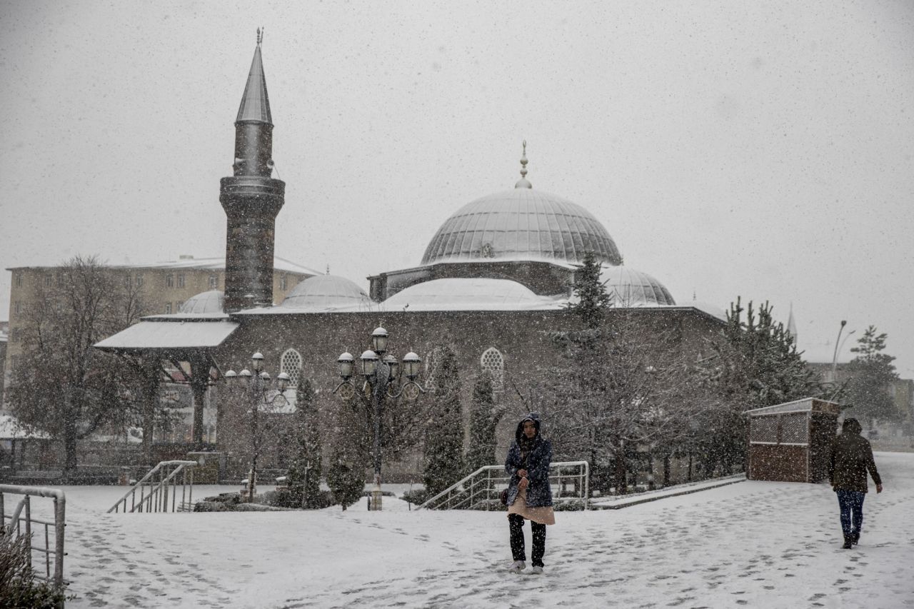 Başkentte kar yağışı başladı: İşte Türkiye genelinden kar manzaraları 8