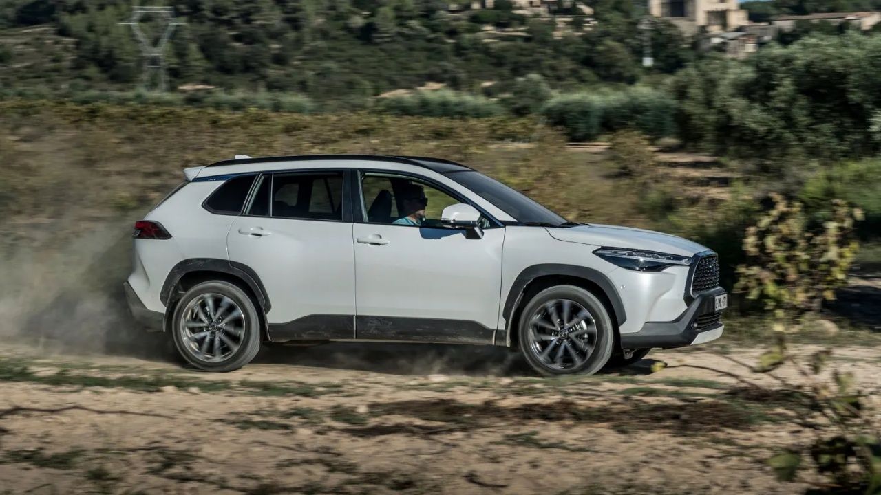 Toyota'dan kaçırılmayacak kampanya! İşte Toyota Corolla Cross indirimli fiyat listesi 7