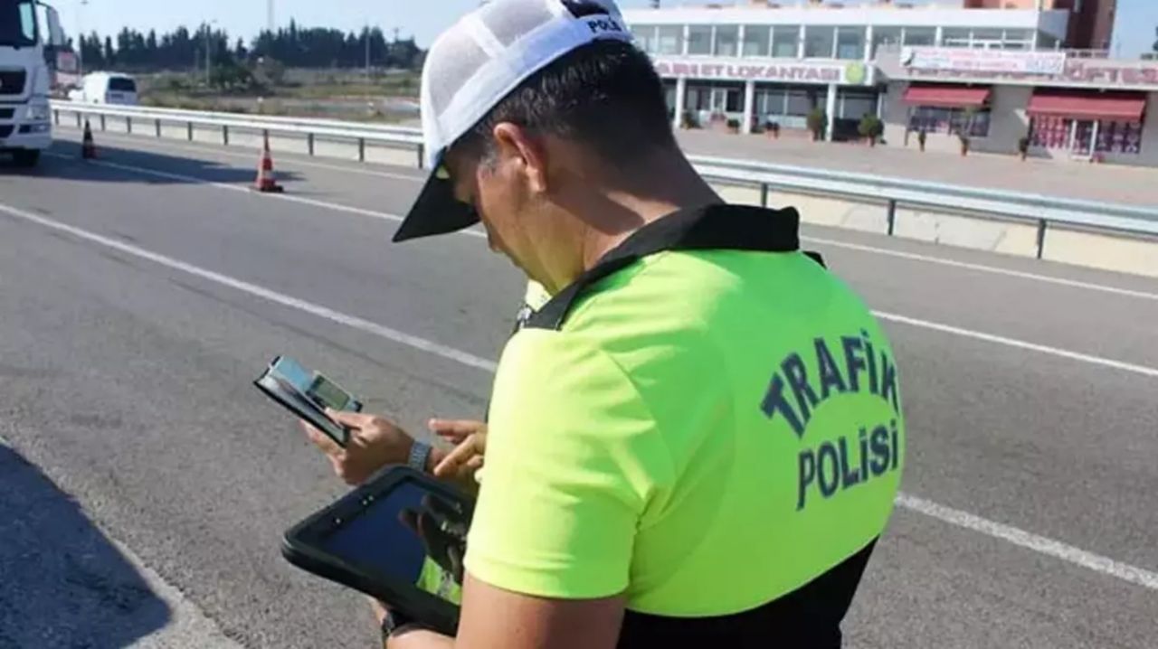 2024 yılında trafik cezaları cep yakacak! Zamlı cezalar belli oldu 10