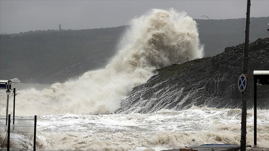 Meteoroloji İstanbul için hava durumu uyarısı yaptı! Fırtına şiddetli başladı! 1