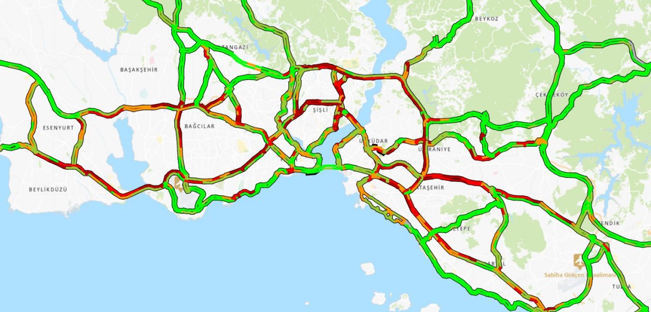 AKOM'dan uyarı: Dev dalgalar oluştu deniz ve hava trafiği durdu! 17
