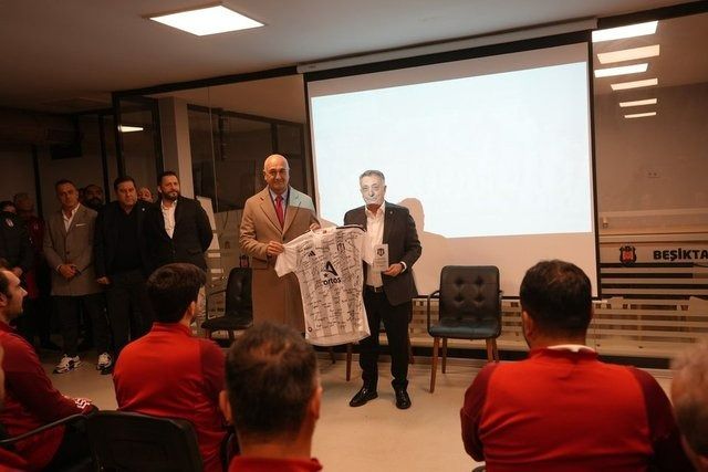 Beşiktaş Başkanı Ahmet Nur Çebi'den sporculara veda ziyareti 4