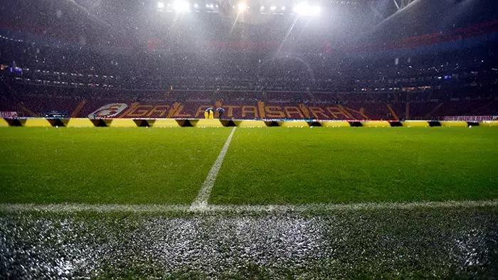 Galatasaray - Manchester United maçı için karar verildi! İstanbul' da yoğun yağış... 6