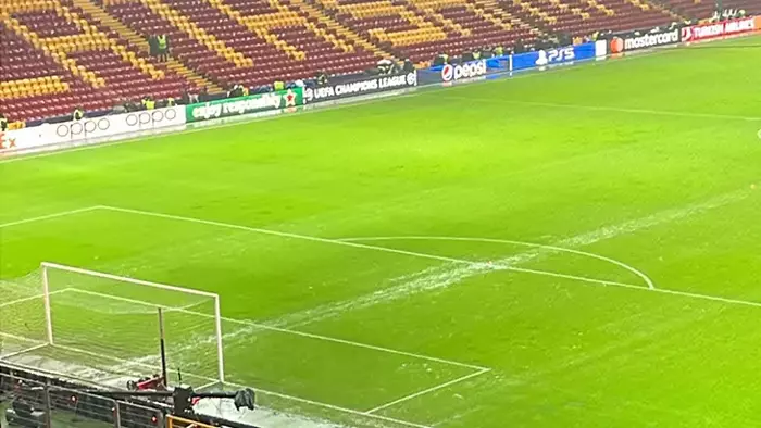 Galatasaray - Manchester United maçı için karar verildi! İstanbul' da yoğun yağış... 8
