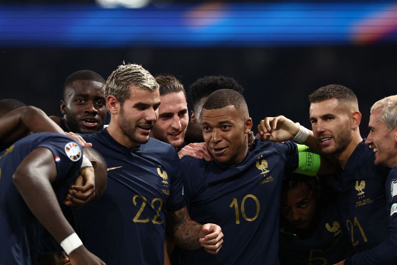 EURO 2024'te ölüm grubuna düştük! İngilizler'den korkutan kura çekimi: Yarın tüm gözler A Milli Takımımız'da 7