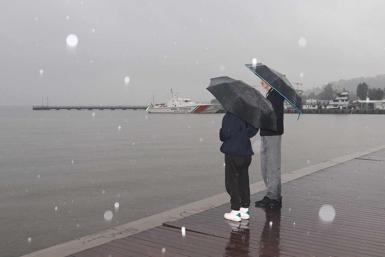 Meteoroloji'den hava durumu uyarısı: Kuvvetli sağanak geliyor! 7
