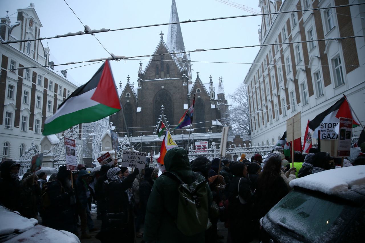 Halk sokaklarda! Filistin için tek yürek: Ottawa, Milano, Düsseldorf, Viyana... 15