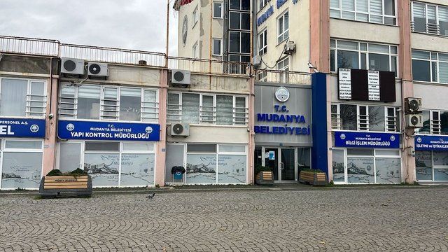 Depremin verdiği hasar görüntülendi: "Duvar yıkılmaları var" 2