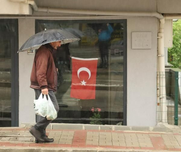 Meteoroloji hava durumu tahminlerini yayınladı! 10 şehre sağanak yağış uyarısı! 5