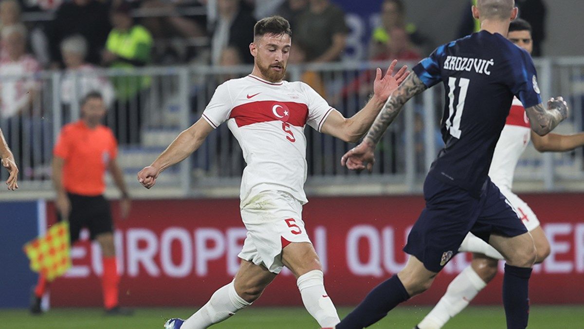 Erden Timur'un tur atlama hediyesi hayırlı olsun: Kopenhag maçı sonrası Galatasaray transfer için masaya oturacak! Fenerbahçe’ye transfer çalımı atmak için son 90 dakika… 7