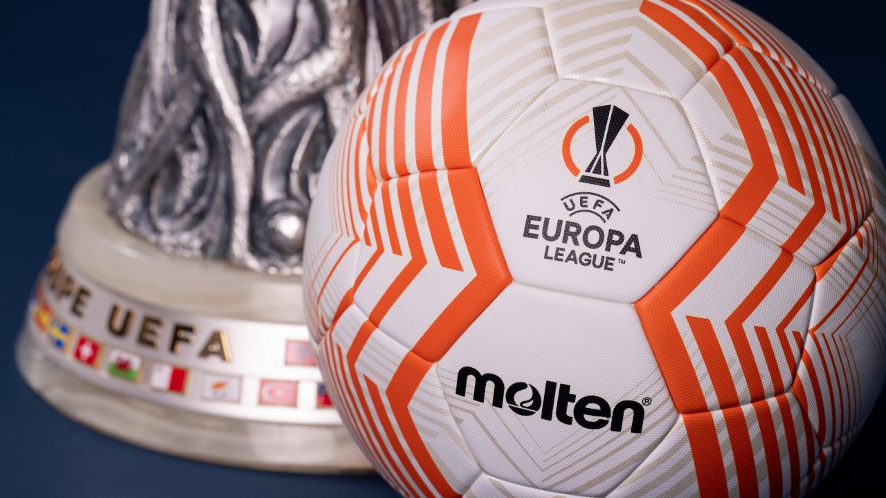 Okan Buruk Sparta Prag’dan öcünü almaya gidiyor! Nedved yıldızlaşmış, Galatasaray’ı elemişlerdi: 28 yıl sonra Çekya’ya gidiyoruz! Rakibimizi tanıyalım... 9