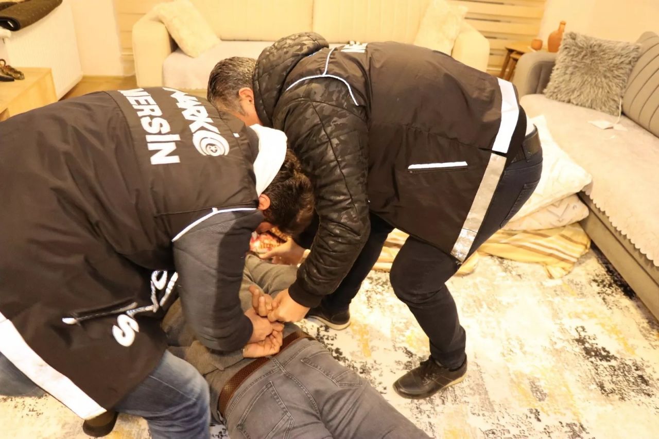 'G-42' koduyla aranıyordu! MİT ve Emniyet'ten ortak operasyon: Uyuşturucu baronu Zafer Ramadan yakalandı 2