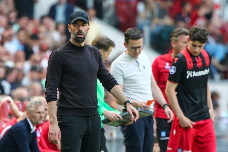 Beşiktaş yeni teknik direktör adaylarını belirledi! Listede 8 isim var, biri de Sergen Yalçın 7