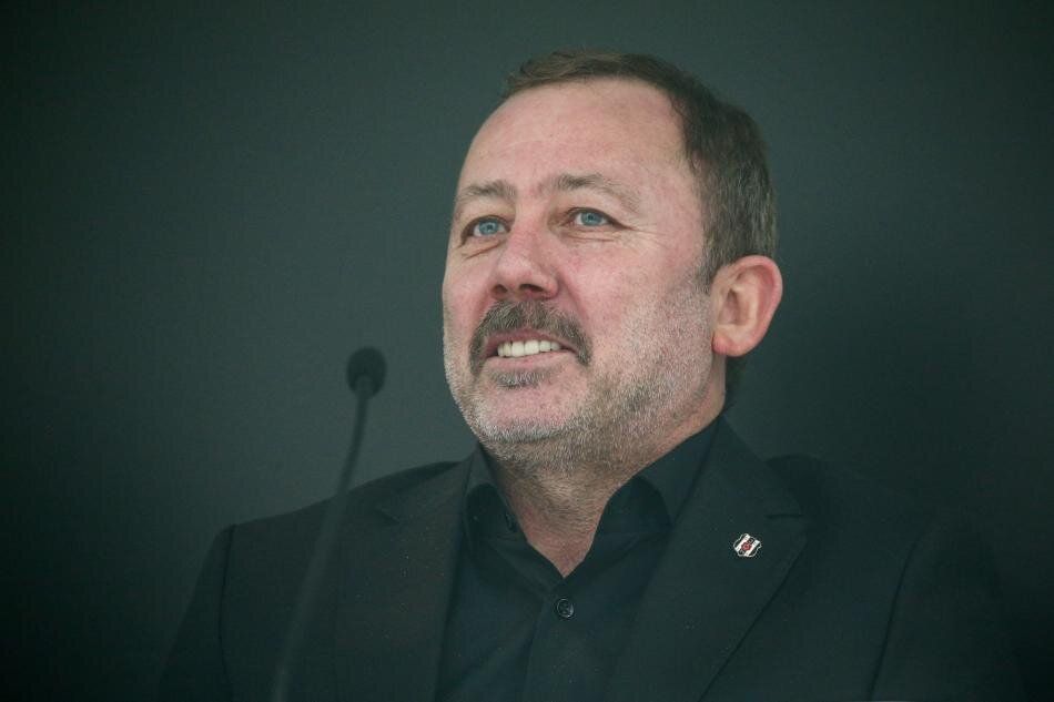 Beşiktaş yeni teknik direktör adaylarını belirledi! Listede 8 isim var, biri de Sergen Yalçın 12