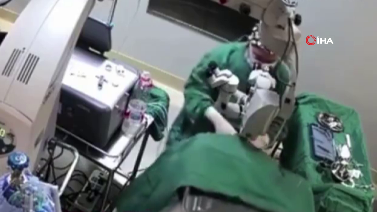 Doktor hastaya ameliyatta yumruk attı! Kadın gözünü kaybetti! 4