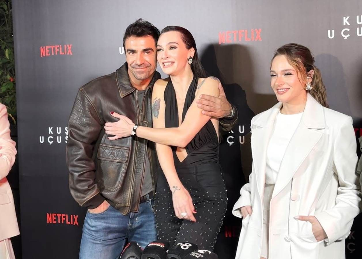 Birce Akalay İbrahim Çelikkol ile görüntüsü sonrası konuşulanlara tepki gösterdi! 1