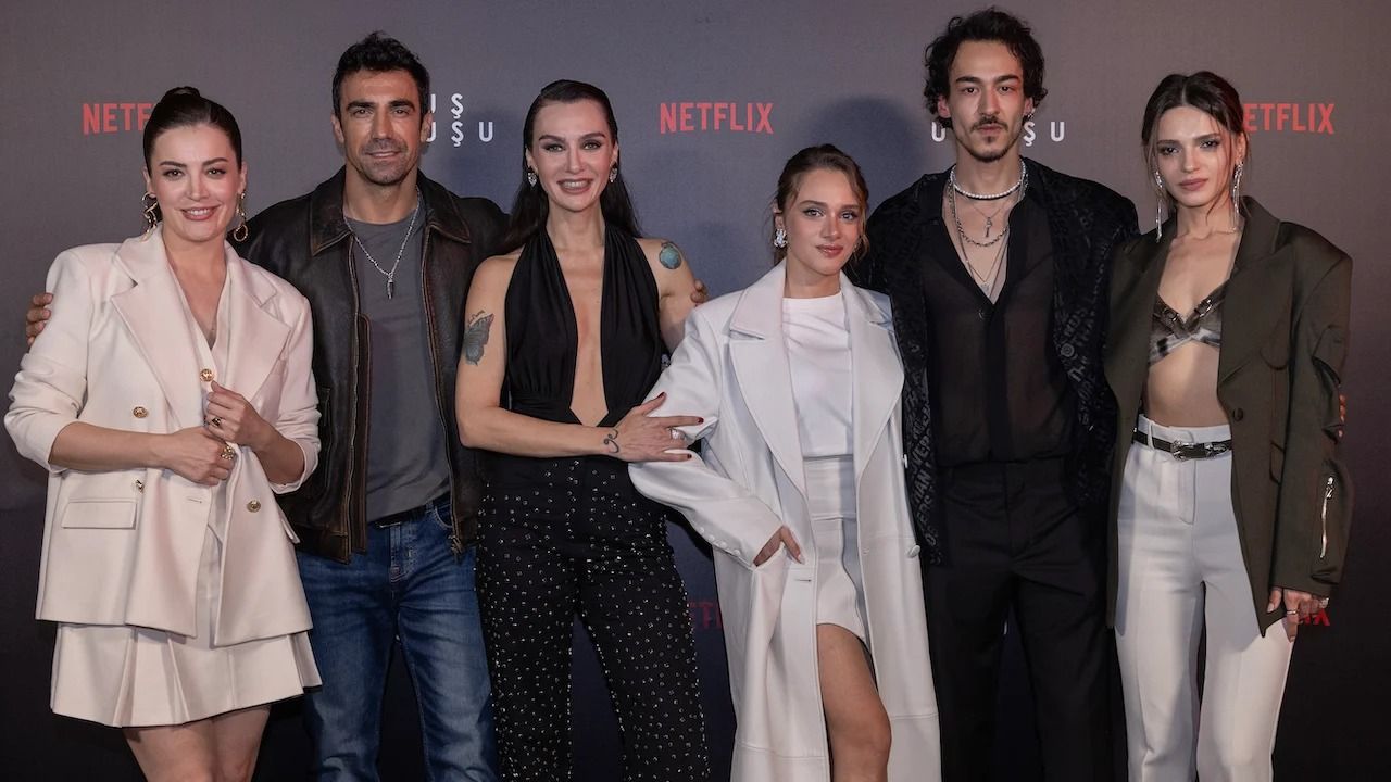 Birce Akalay İbrahim Çelikkol ile görüntüsü sonrası konuşulanlara tepki gösterdi! 4