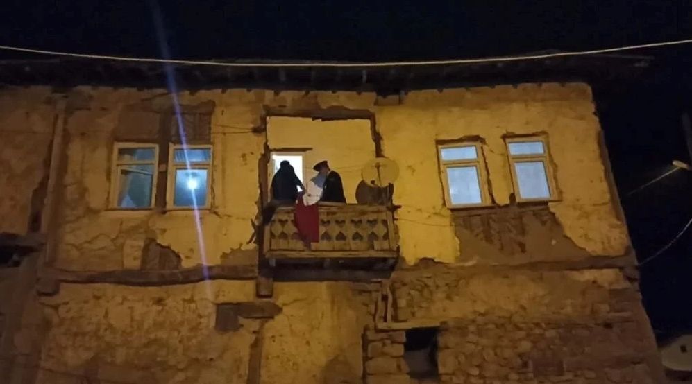 Kahreden haber! 6 ilimize şehit ateşi düştü: Kuzey Irak'ta 6 asker şehit, 1 asker yaralı 12