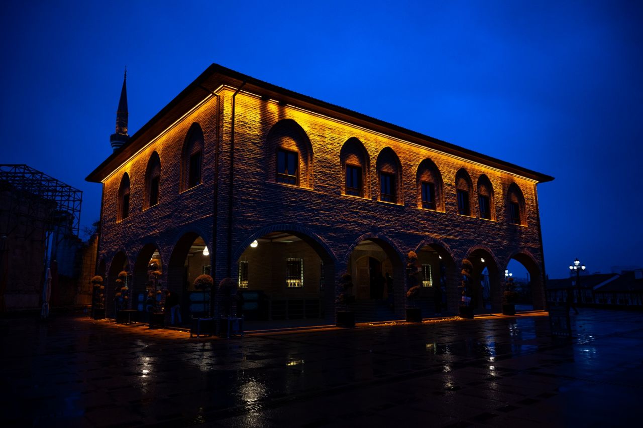 Yurt genelinde camilerde şehit Mehmetçikler için dua edildi 12