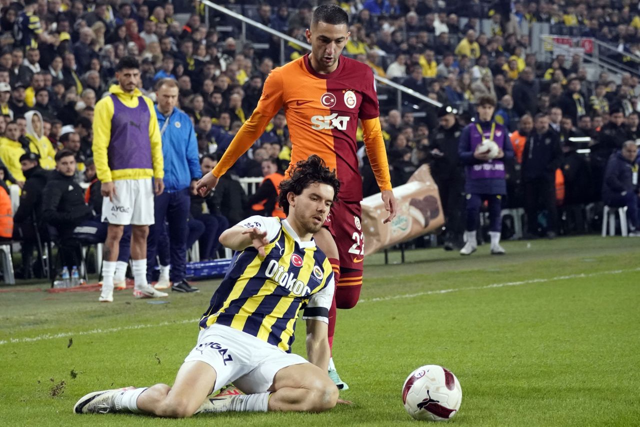Fenerbahçe - Galatasaray derbisinde şoke eden rakam: Herkes şaşkına döndü! Yok böyle istatistik... 11