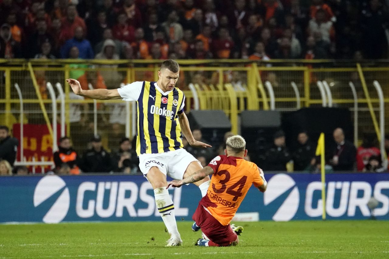 Fenerbahçe - Galatasaray derbisinde şoke eden rakam: Herkes şaşkına döndü! Yok böyle istatistik... 5