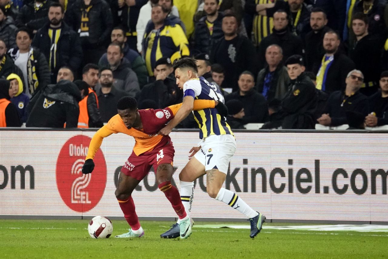 Fenerbahçe - Galatasaray derbisinde şoke eden rakam: Herkes şaşkına döndü! Yok böyle istatistik... 8