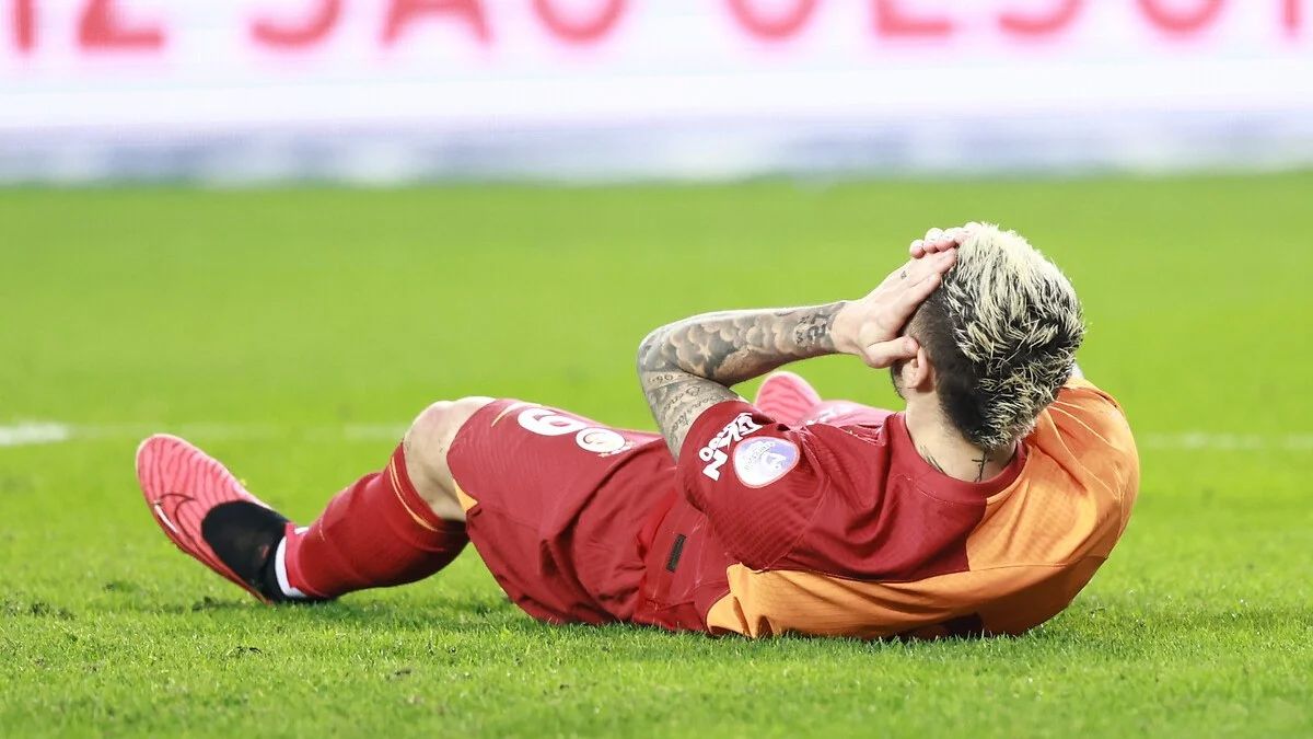 “Djiku’nun yaptığı Faruk Koca’nın hareketinden daha kötü bir hareket! İnsanlık dışı bir hareket! Ben böyle kazanmak istemem abi kusura bakma!” 5