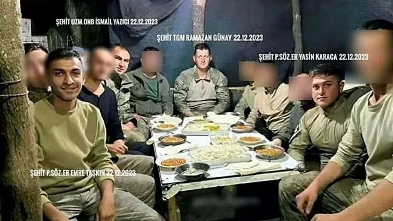 Kahraman şehitlerimizin aynı sofradaki son yemeği: Geriye yürek burkan bu fotoğraf kaldı... 4