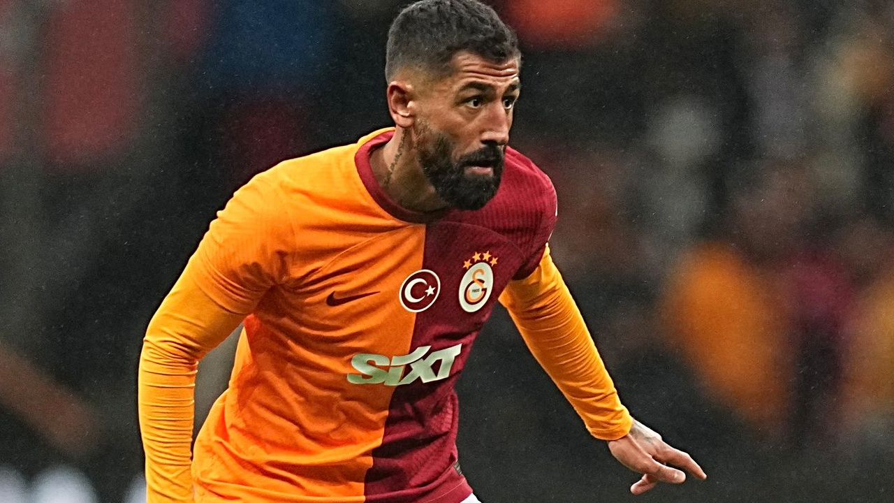 Galatasaray'ın ilk 11'i belli oldu! Okan Buruk Hakim Ziyech yerine formayı ona verecek 8