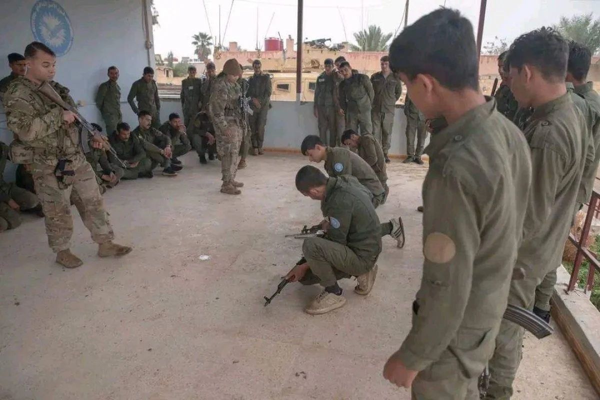 12 şehit verdiğimiz operasyonlar sonrası ABD'den skandal hamle! PKK'lılara silah eğitimi verdiler... 2