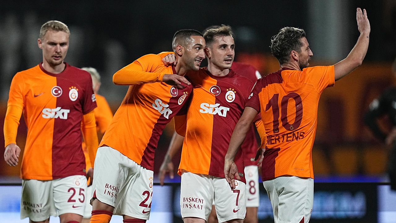 Maça saatler kala büyük şok: Süper Kupa maçı iptal tehlikesiyle karşı karşıya! Galatasaray resti çekti: Maça çıkmayız! Suudi Arabistan'da İstiklal Marşı krizi 6